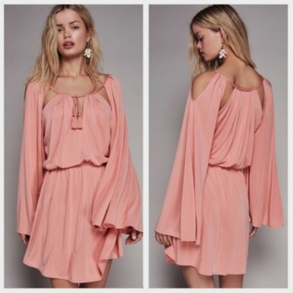 Free People Dresses & Skirts - Free People dress size medium shoulder cutouts